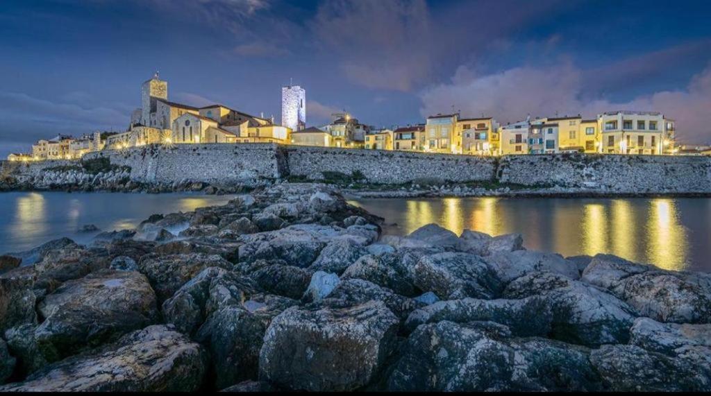 Appartements Climatises - Vieil Antibes Exterior foto